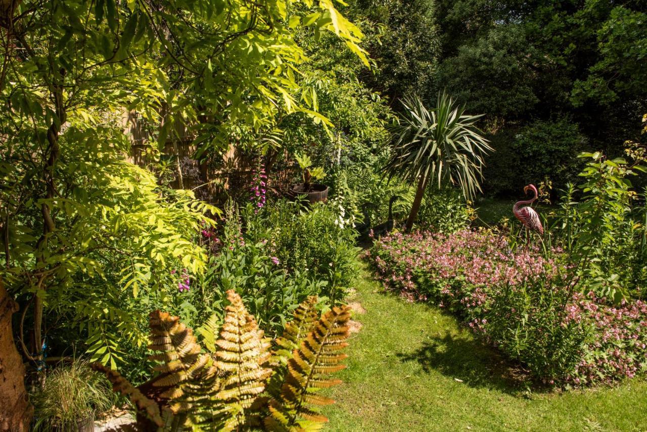 Ward Avenue B&B Cowes  Eksteriør bilde